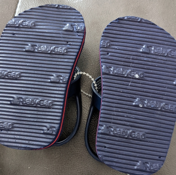 **3/$25**Baby Gap navy blue flip flops - Picture 3 of 4